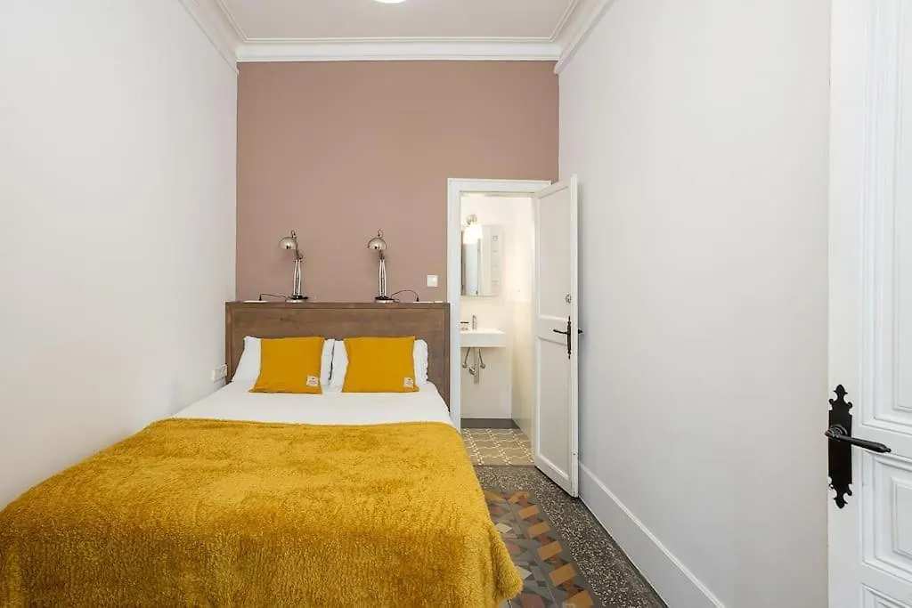 Canela Homes Barcelona Rambla Cat Apartment