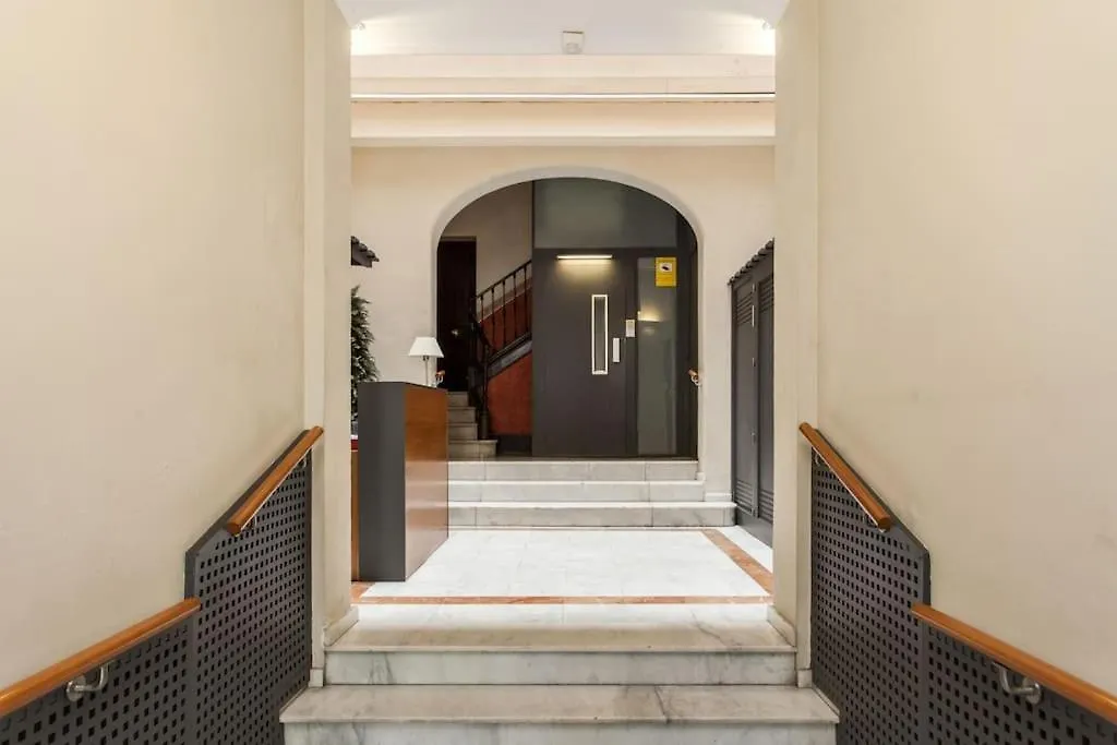 Canela Homes Barcelona Rambla Cat 0*,