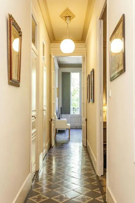 Canela Homes Barcelona Rambla Cat 0*,