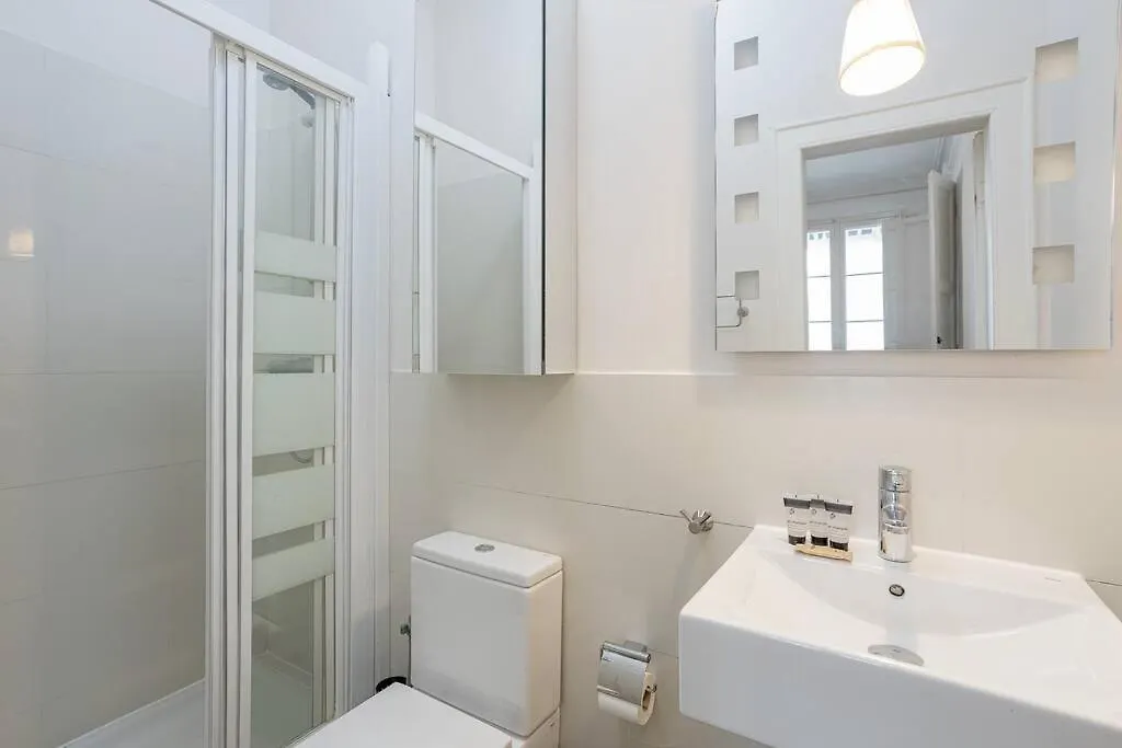 Canela Homes Barcelona Rambla Cat Spain